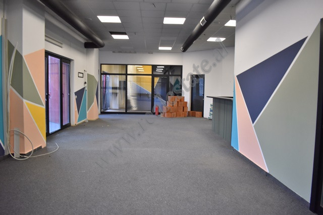 Office space for rent at Arlis Residence, Farmacia 10 in Tirana, Albania